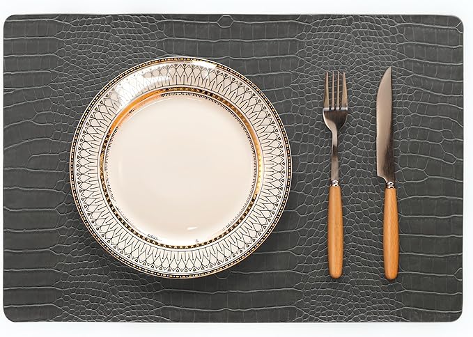 Set of 6 Faux Leather Placemats, PU Table Mats, Waterproof, Stain Resistant, Heat Resistant, Easy to Clean for Kitchen Dining Table,Conference Table