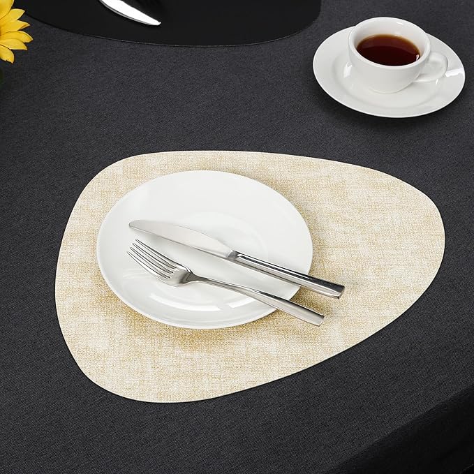 Placemats and Coasters, Washable Reversible Placemats Round Faux Leather Wipeable Place Mats Non Slip Heat Resistant Indoor Outdoor Table Mats (Set of 6, Cream Black)
