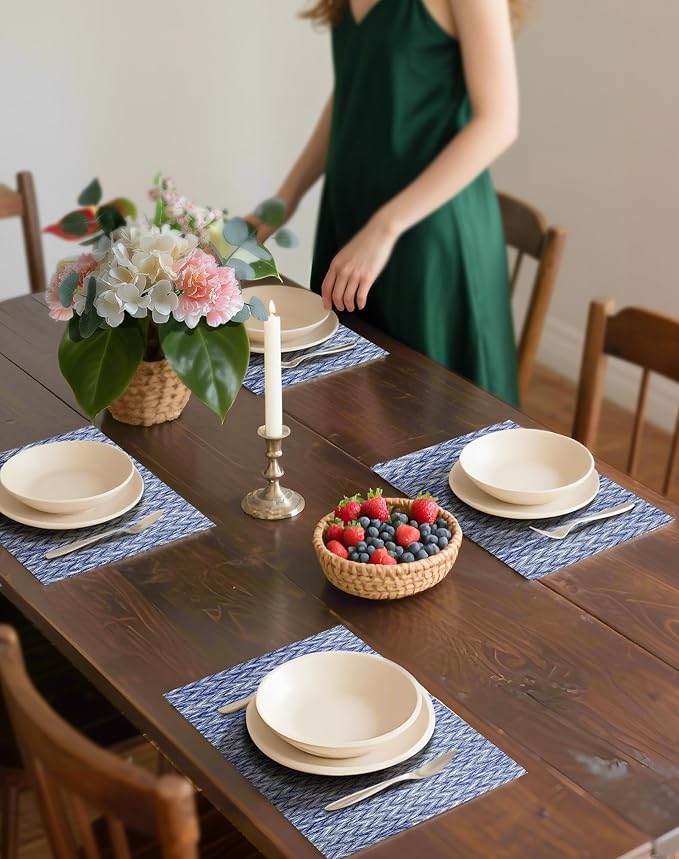Leetaltree Blue Placemats Set of 4 - Heat Resistant Non-Slip Place mats for Dining Table, Washable Durable PVC Vinyl Woven Table Mats（Blue Zigzag, 4）
