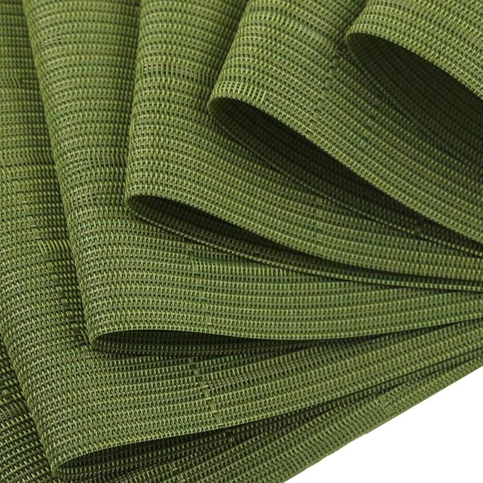 Vinyl Placemats,Washable Table Mats Easy to Clean Woven Placemats for Dining Table Set of 4 (Sage Green)