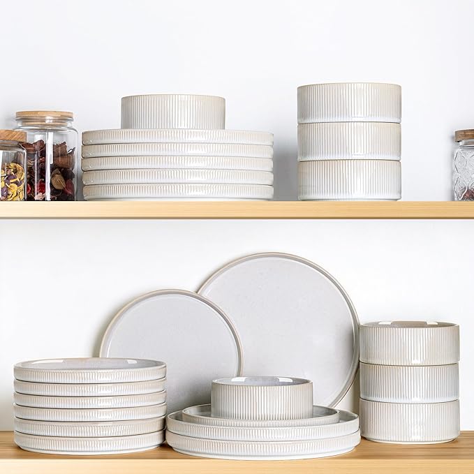 TheTerra Ceramic Dinnerware Sets for 6, 18 Pieces Porcelain Lightweight Plates and Bowls Sets, Scratch Resistant Dish Set, Oven & Microwave & Dishwasher Safe, Reactive White