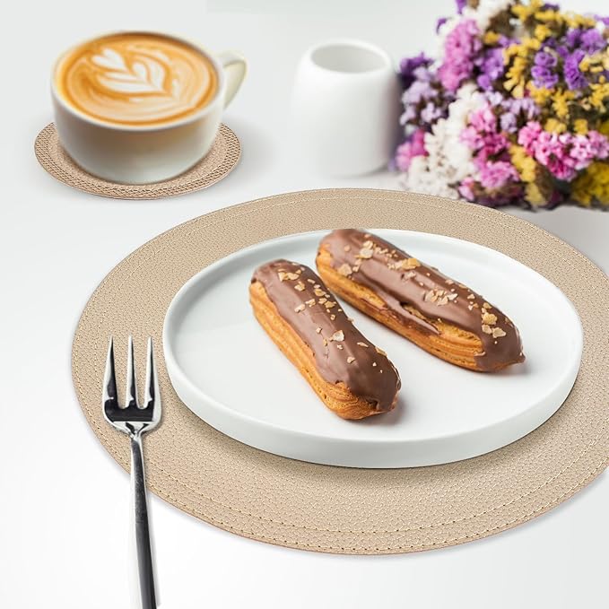 Set of 8 Faux Leather Gold Round Placemats and Coasters, Coffee Mats Kitchen Table Mats, Waterproof, Easy to Clean for Kitchen Dining Round Table