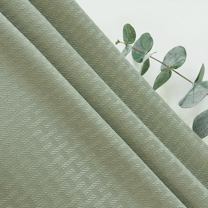 maxmill Weaved Texture Rectangle Tablecloth Water Resistant Wrinkle Free Spill-Proof, Soft Table Cloth for Dining Room Decoration, Banquet Parties Event Holiday Dinner, 60 x 84 Inch Sage Green