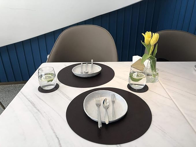 Set of 8 Faux Leather Round Placemats and Coasters, Coffee Mats Kitchen Table Mats, Waterproof, Easy to Clean for Kitchen Dining Round Table
