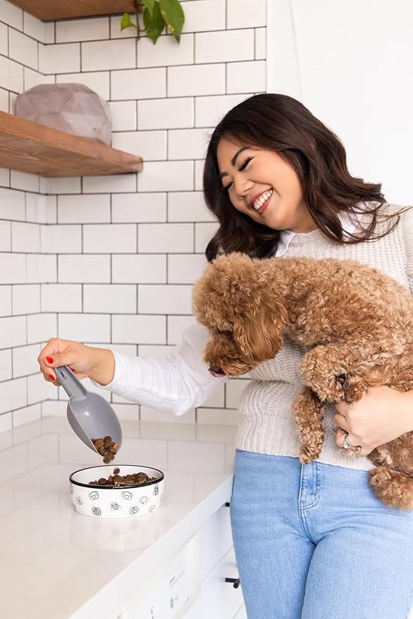 Pearhead Ceramic Dog Faces Dog Bowl, Holds 2 Cups, Stoneware Food and Water Dish for Dogs up to 20 lbs, Heavy Non-Slip Base, Small/Medium