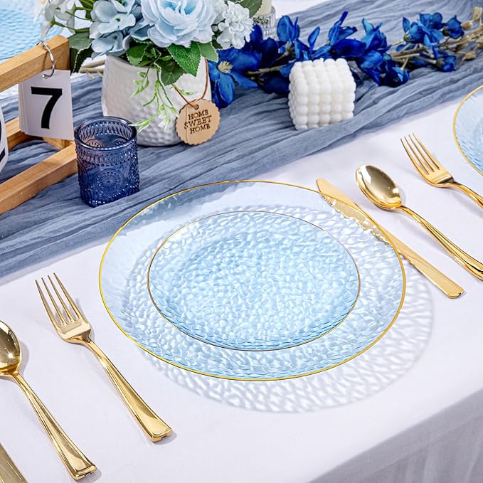 DaYammi 100PCS Blue and Gold Plastic Plates - 10 inch Clear Blue Gold Dinner Plates - Hammer Pattern Design - Fancy Disposable Plates - Heavy-Duty Party Plate for All Occasions