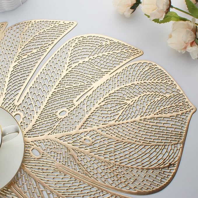 Evevda Gold Leaf Shaped Vinyl Placemats for Dinner Table Set of 8 Metallic Plastic Gold Place Mats Wipeable 8Pcs Table Mats for Wedding Annersary Dinner Table Decoration Mats