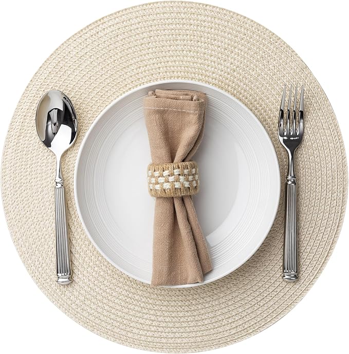Round Placemats Set of 8 Plastic Woven Placemats Washable Wipeable Table Mats for Dining Table Heat Resistant Non-Slip Circle Place Mats (Beige)