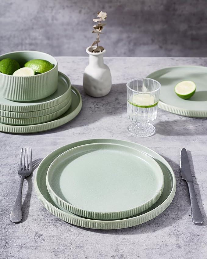famiware Star Dinner Plates for 6, 10 inches Plate Set, Scratch Resistant, Stoneware Dinnerware, Kitchen Modern Rustic Serving Dishes, Matte Green