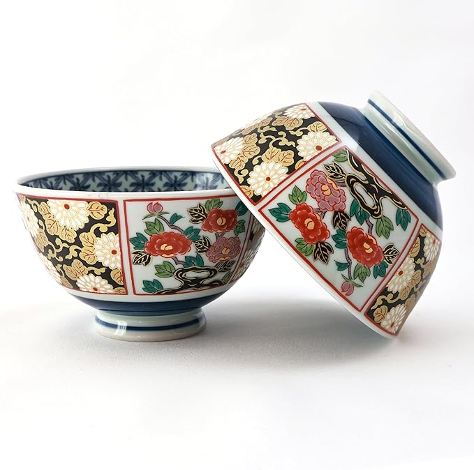 Japanese Blue and White Floral Porcelain Rice Bowl Set, 4.5 inch Small Decorative Japanese Bowl, Vintage-Style Asian Tableware, 2-Piece Porcelain Rice Bowls for Serving Rice or Side Dishes