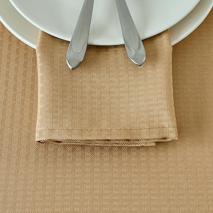 maxmill Cloth Napkins 20 x 20 Inch Weaved Texture Pattern Soft Comfortable and Luxury Serviette for Restaurant Family Dinners Weddings Parties and Banquets Set of 4 Pieces, Beige