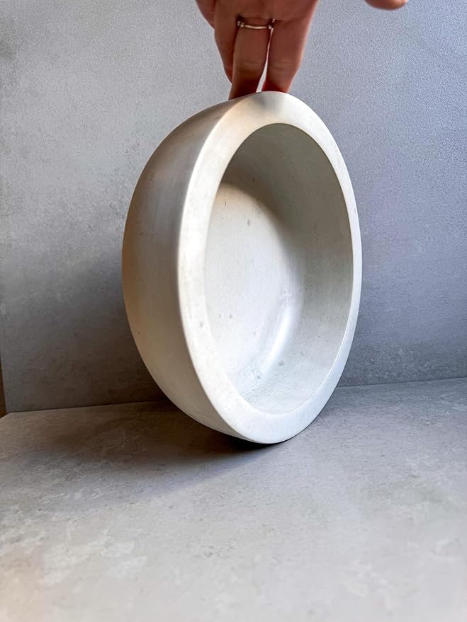 Minimalist Concrete Bowl, Heavy Modern Bowl, Catch All Dish, Large Cement Bowl, Contemporary Bowl, Centerpiece Decor, Decorative Bowl (9")