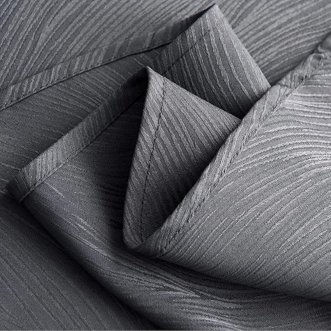 maxmill Round Jacquard Tablecloths Swirl Pattern Spillproof Wrinkle Free Heavy Weight Soft Table Cloth for Circular Table Cover of Buffet Banquet Parties Holiday Dinner Round 90 Inch Charcoal
