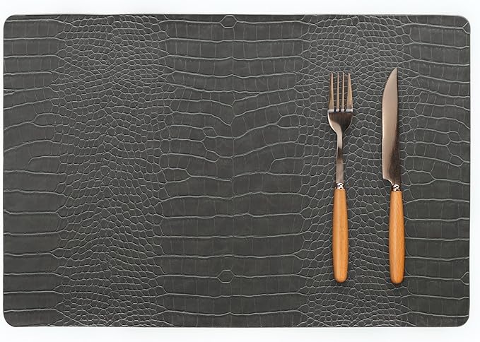 Set of 4 Faux Leather Placemats, PU Table Mats, Waterproof, Stain Resistant, Heat Resistant, Easy to Clean for Kitchen Dining Table,Conference Table