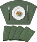 Round Table Placemats Set of 4, Faux Leather Wedge Shape Place Mats Heat Resistant Wipeable Washable Table Mats for Dining Outdoor Indoor, Green