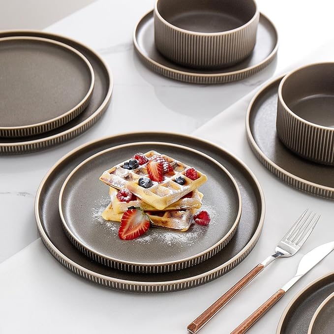 Dinnerware Set Service for 8, 24-Piece Ceramic Plates and Bowls Set, Chip & Scratch Resistant, Microwave and Dishwasher Safe, Modern Minimalist Tableware for Everyday Use, Matte Green