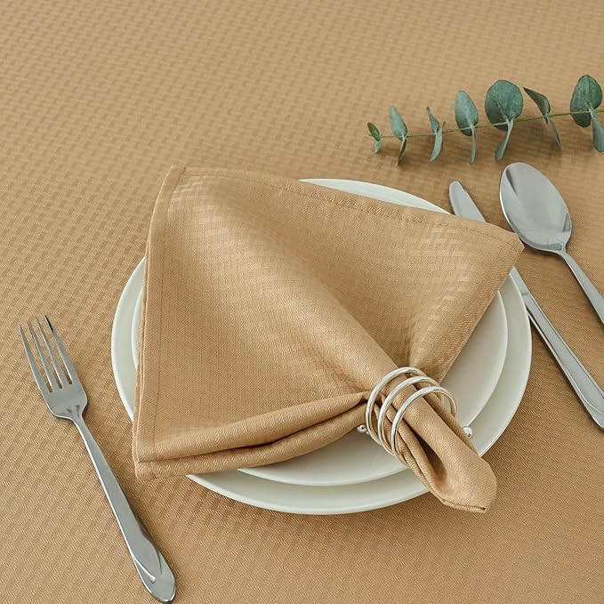 maxmill Cloth Napkins 20 x 20 Inch Weaved Texture Pattern Soft Comfortable and Luxury Serviette for Restaurant Family Dinners Weddings Parties and Banquets Set of 4 Pieces, Beige