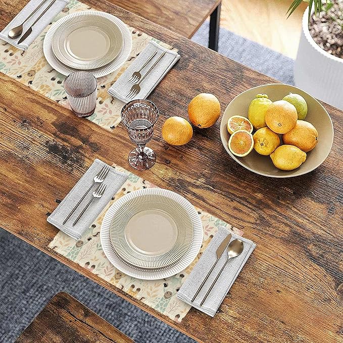 Placemats Set of 6 Watercolor Giraffe Place Mats Washable Kitchen Dining Cute Animals Linen Table Mats Stain Heat, for Home Party Indoor 12x18 in