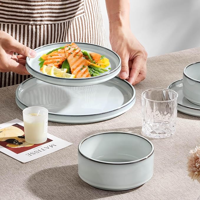 Herogo 24 Pieces Stoneware Dinnerware Set for 8, Ceramic Dinner Dishware Sets for Home Kitchen, Plates and Bowls with Rustic Terracotta Bottom, Dishwasher & Microwave Safe, Icy White