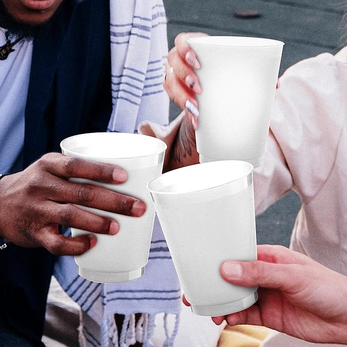 DISCOUNT PROMOS Frosted Plastic Stadium Cups, 10 pack, 16 oz. Shatterproof Flexible Reusable Party Cups, Pearl White